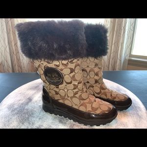 Coach fur winter boots